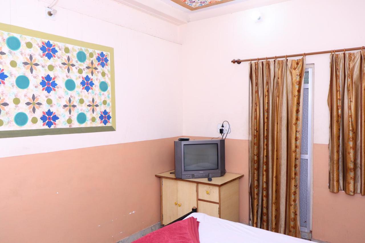 Hotel Jamna Palace Bikaner Bagian luar foto